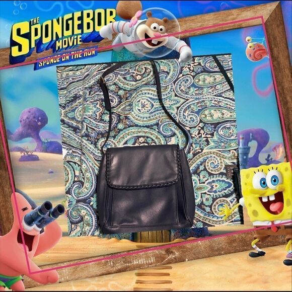 🎁 A cute navy shoulder bag!! - Picture 1 of 4